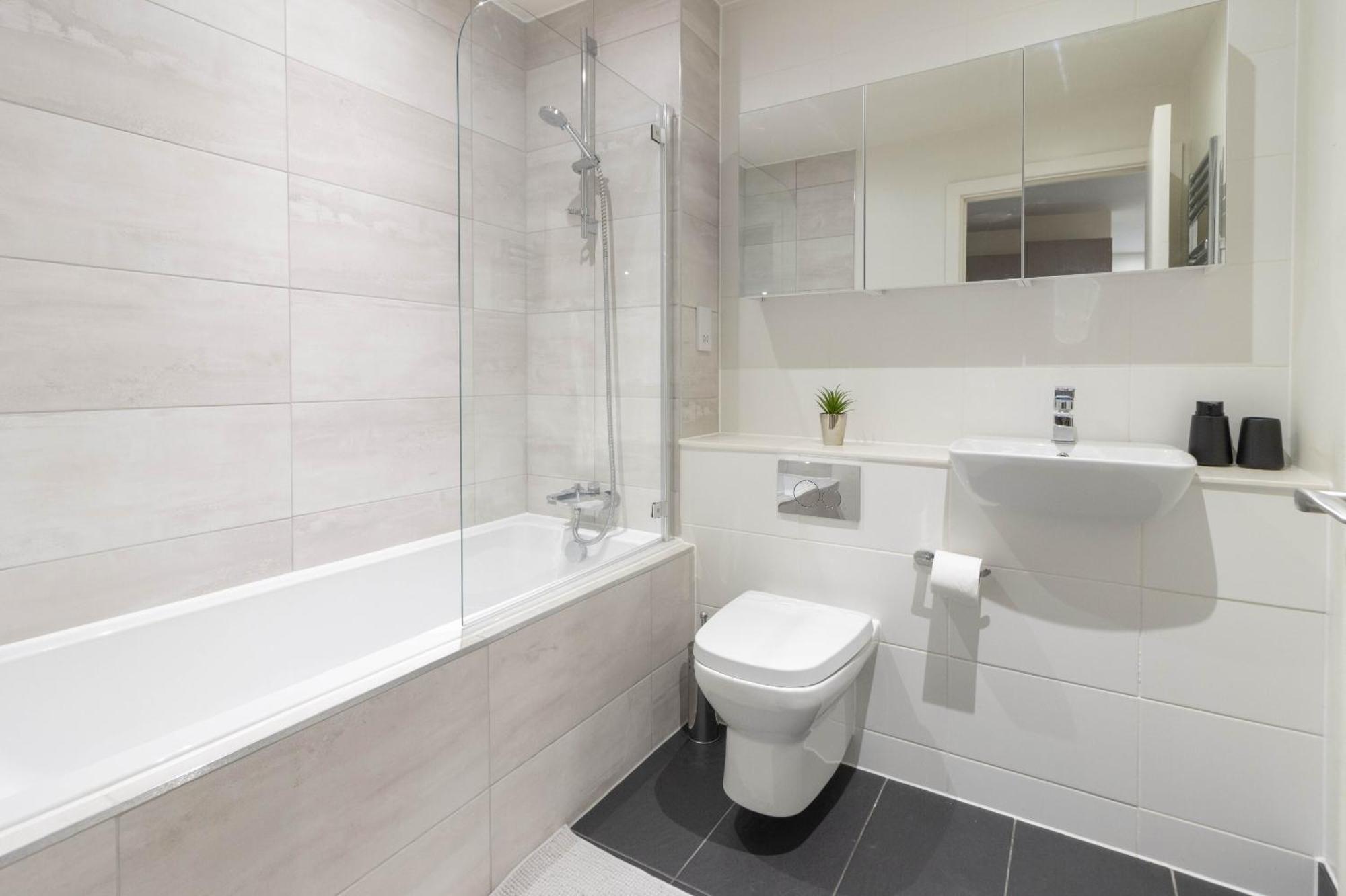 דירות אקסטר Linacre 11 - Modern 2 Bed Behind The Cathedral With Free Parking And Fast Wifi מראה חיצוני תמונה