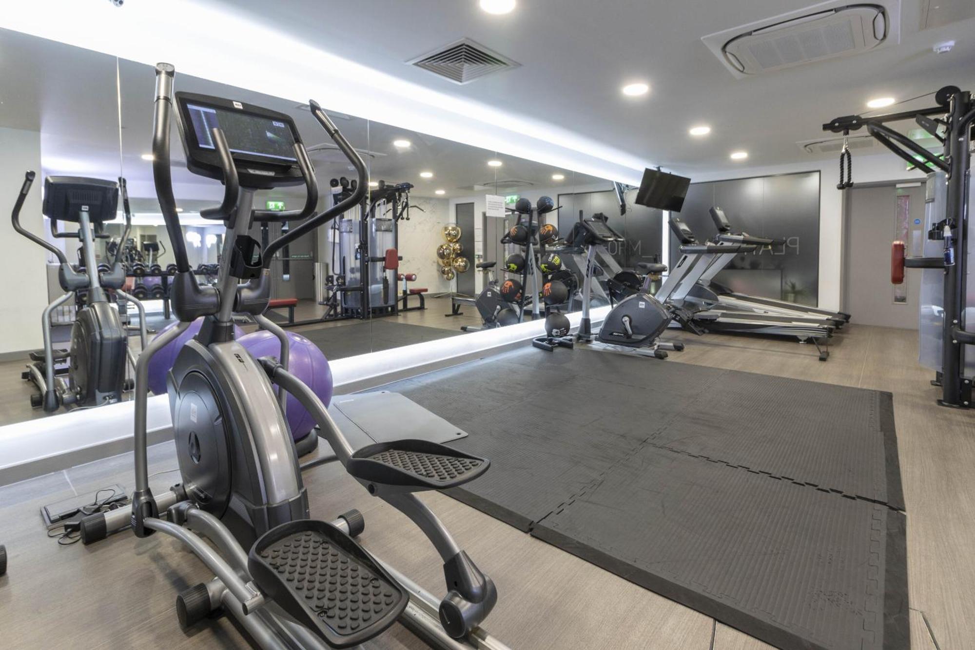 דירות אקסטר Linacre 11 - Modern 2 Bed Behind The Cathedral With Free Parking And Fast Wifi מראה חיצוני תמונה